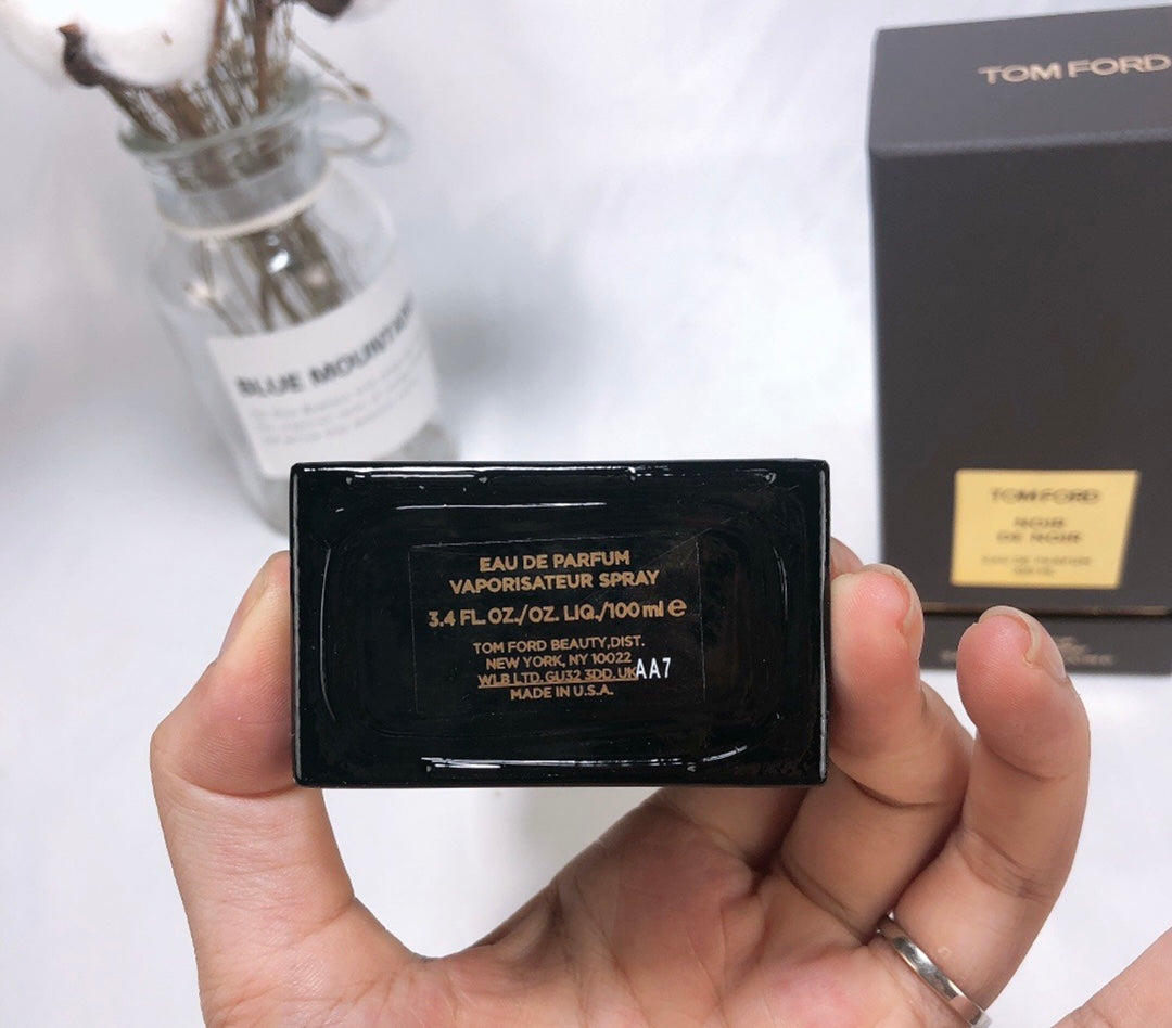 Tom Ford Noir De Noir Eau De Parfum (100ml)